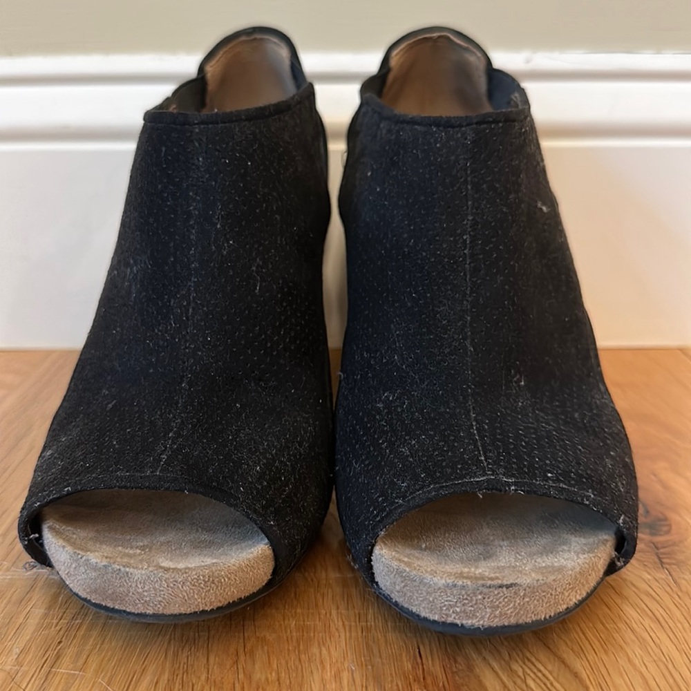 7.5 black suede wedge sandals